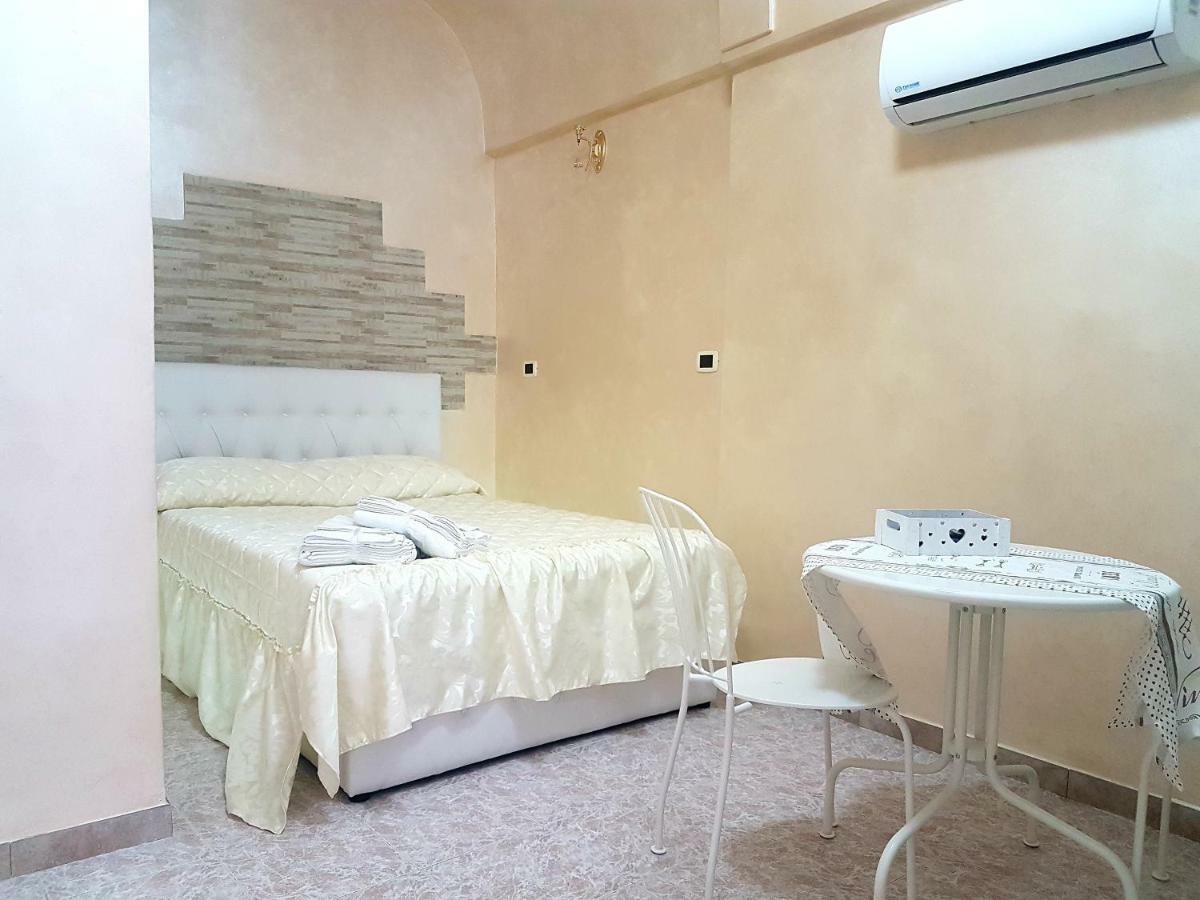 Impero Apartament Ostuni Lejlighed Eksteriør billede